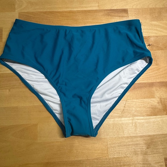 Teal Women's Bikini Set - Picture 4 of 7